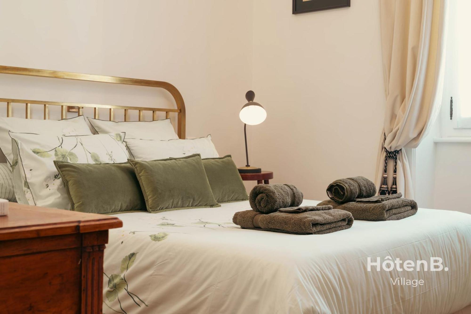 "Les Effrontes" Louis Blanc Charming Apartment Лимож Екстериор снимка