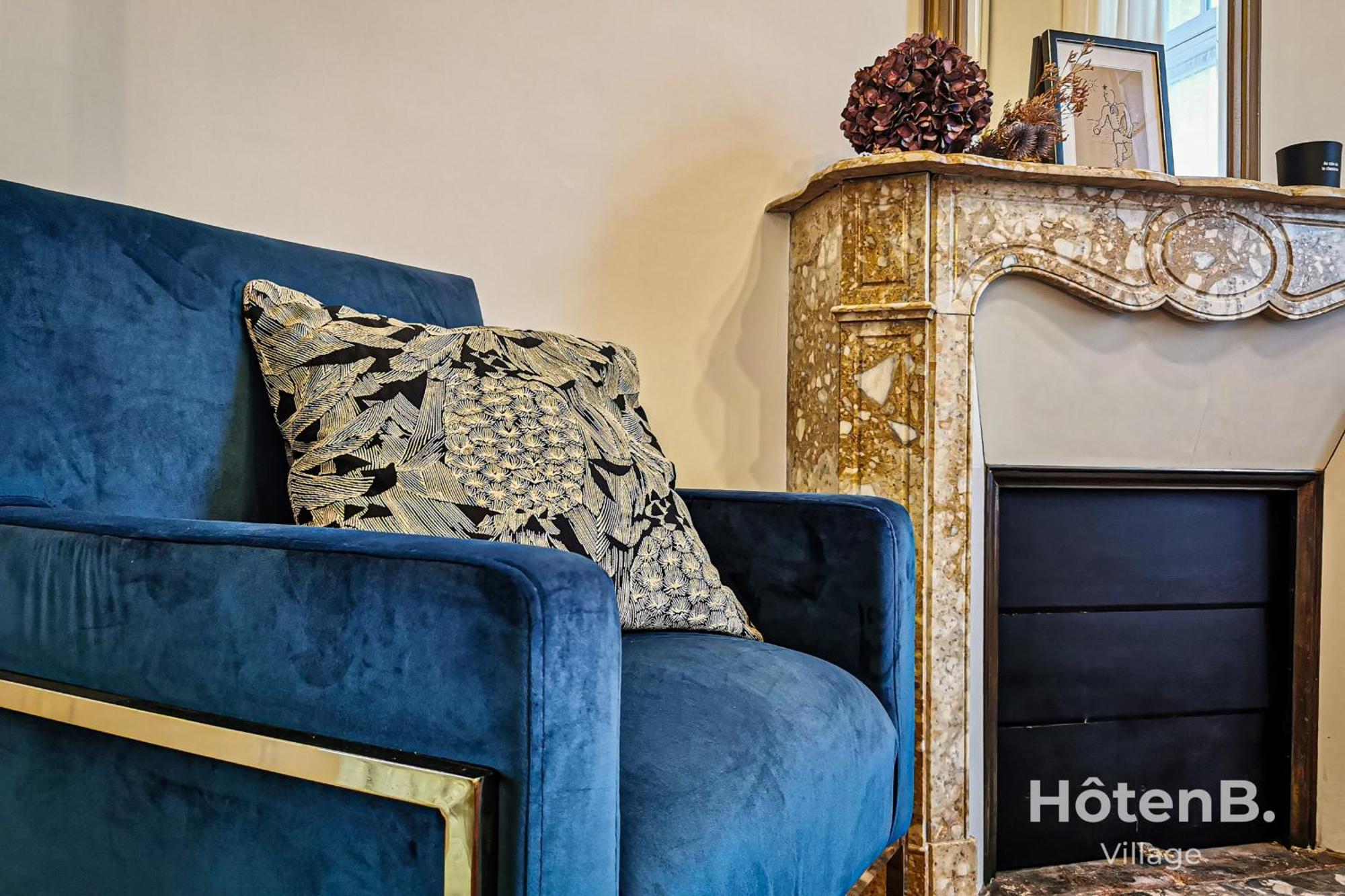 "Les Effrontes" Louis Blanc Charming Apartment Лимож Екстериор снимка