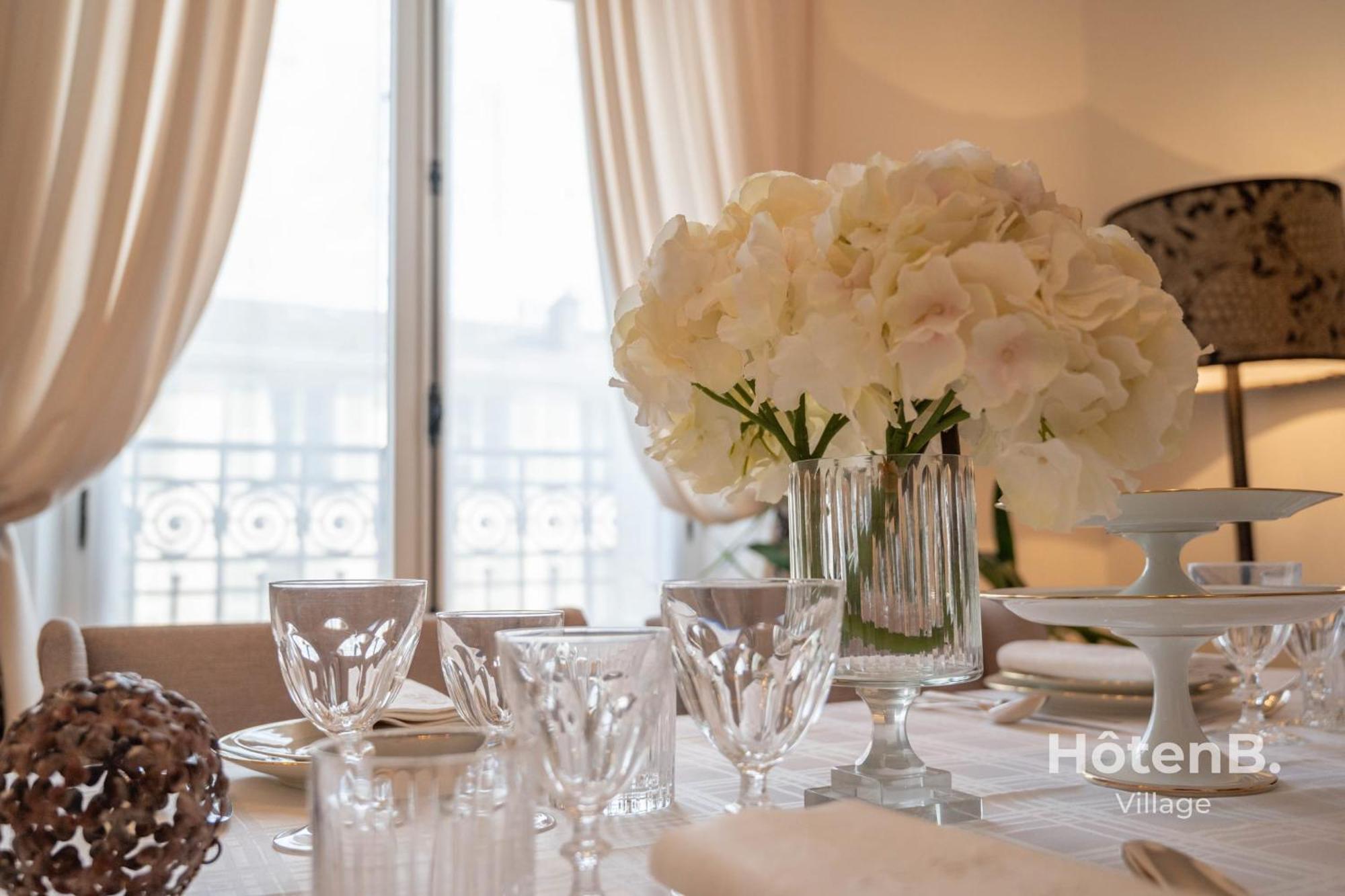 "Les Effrontes" Louis Blanc Charming Apartment Лимож Екстериор снимка