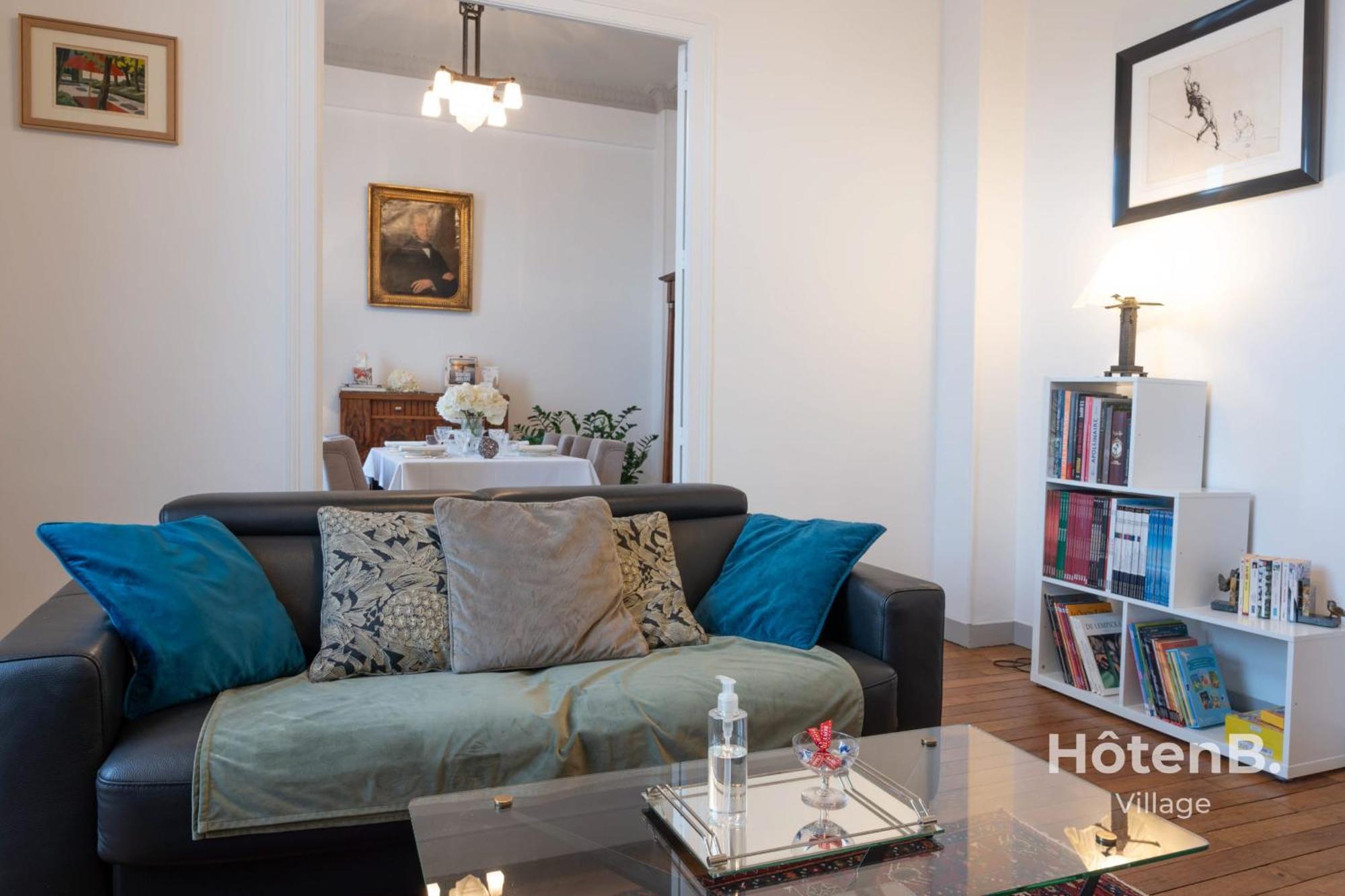 "Les Effrontes" Louis Blanc Charming Apartment Лимож Екстериор снимка