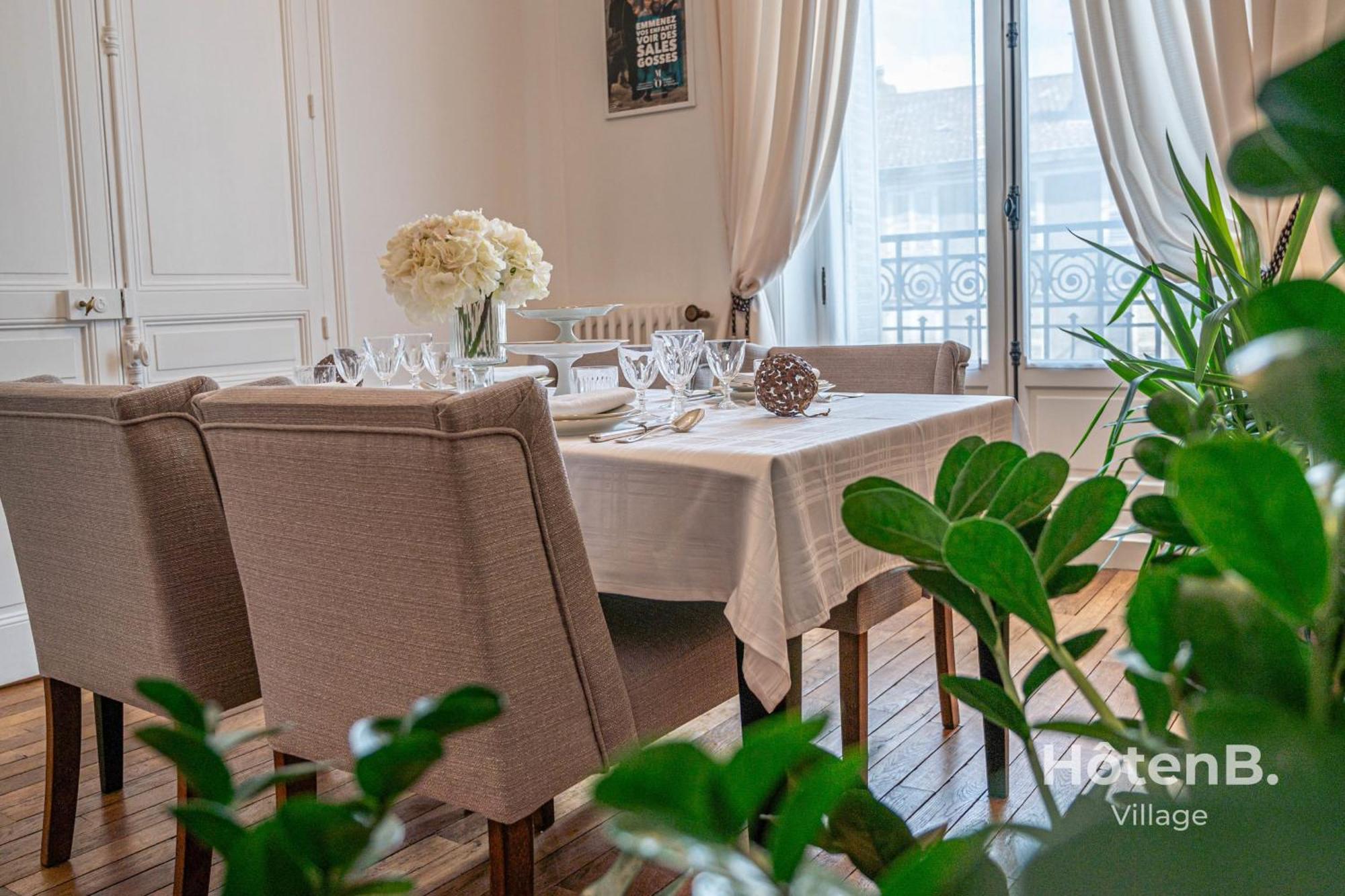 "Les Effrontes" Louis Blanc Charming Apartment Лимож Екстериор снимка